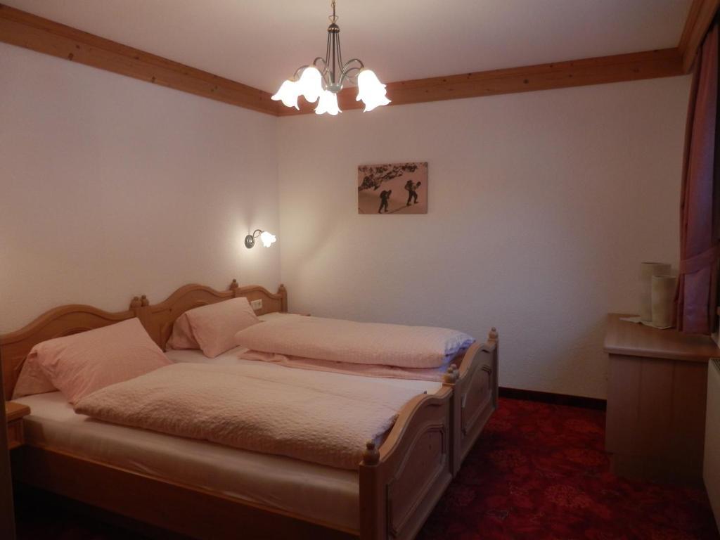 Landhaus Winkl Ischgl Szoba fotó